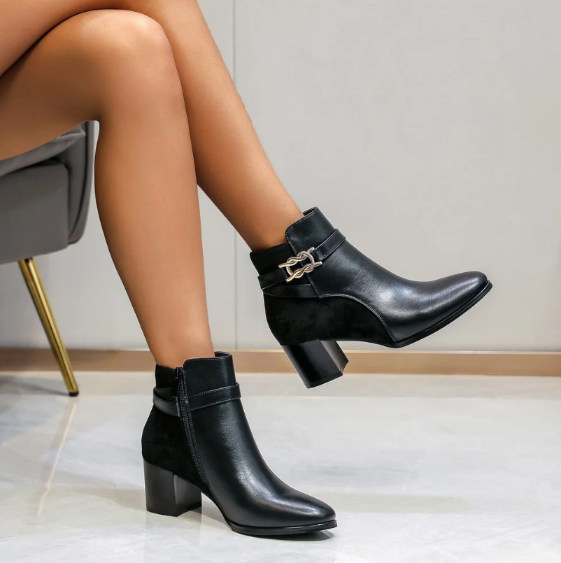Bottines bi-matières à talon et boucle
