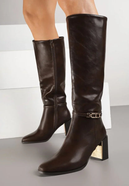 Bottines  avec applications décoratives sur la tige