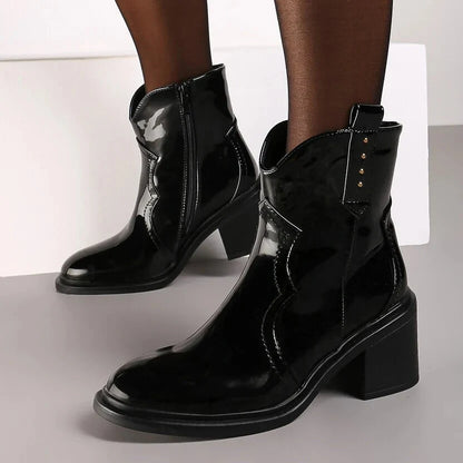 Bottines à gros talon noires