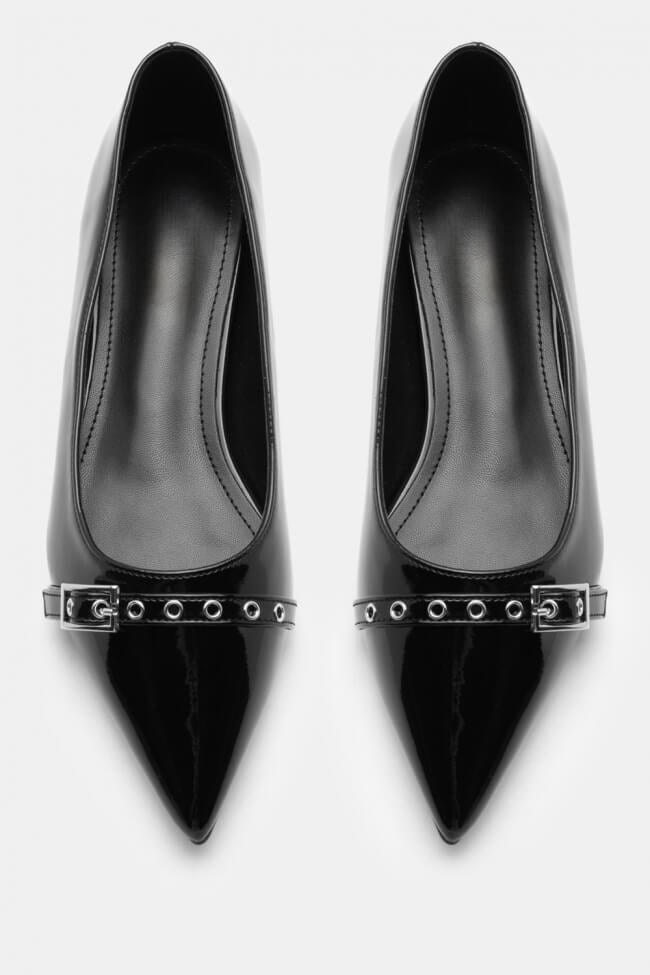 Chaussures à talons à lanières