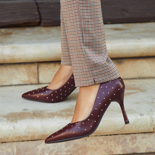 Escarpins femme à petits clous métalliques