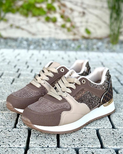 Baskets basses pour femmes en noir