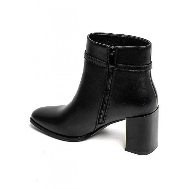 Bottines  allient élégance et modernité