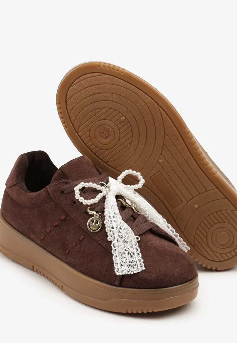 Basket avec charms amovibles Super confortables