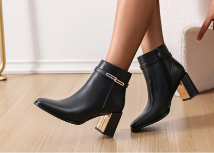 Bottines en synthétique avec bride métallique doré