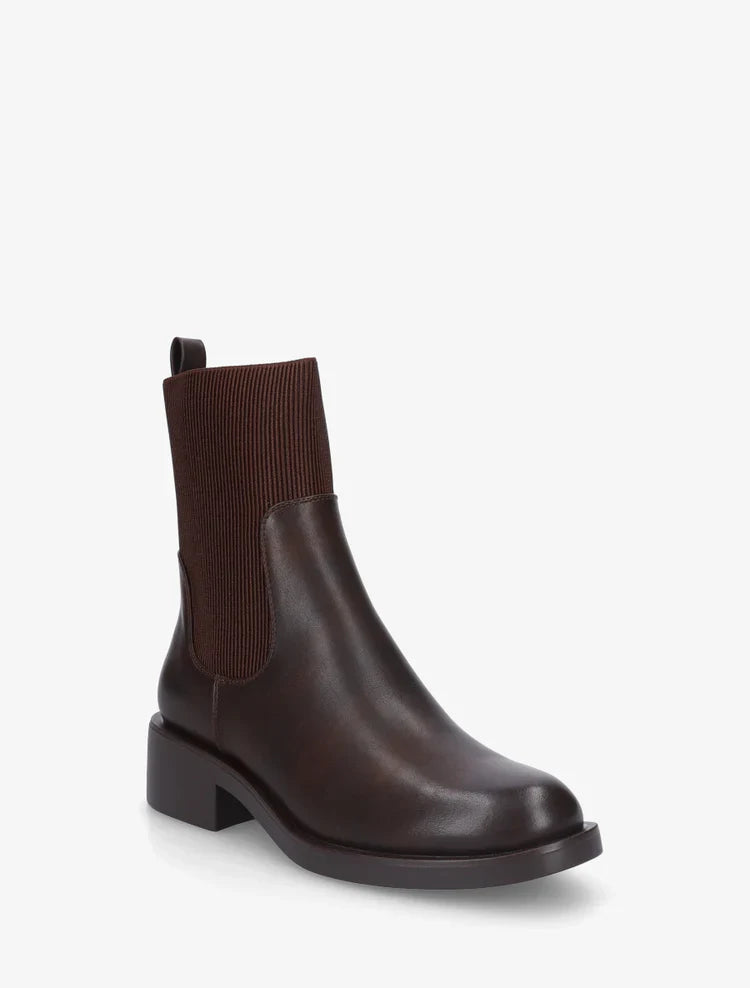 Bottines en simili et tissu côtelé