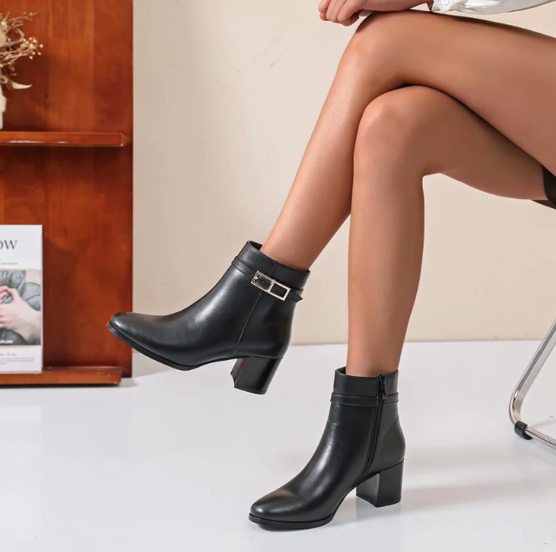 Bottines en simili à talon bottier