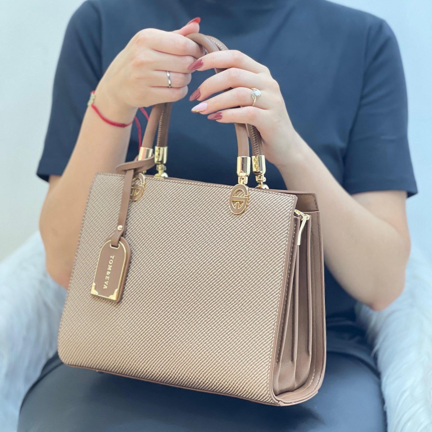 Medium Sac à Main Effet Tissu Avec Pendentif