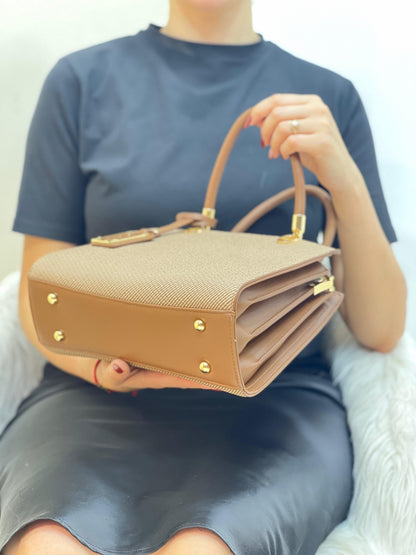 Medium Sac à Main Effet Tissu Avec Pendentif