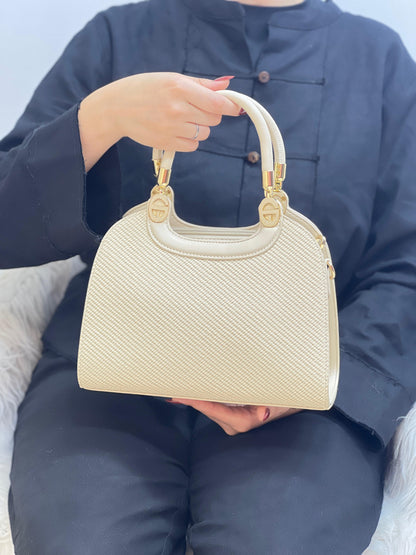 sac à main en cuir tressé