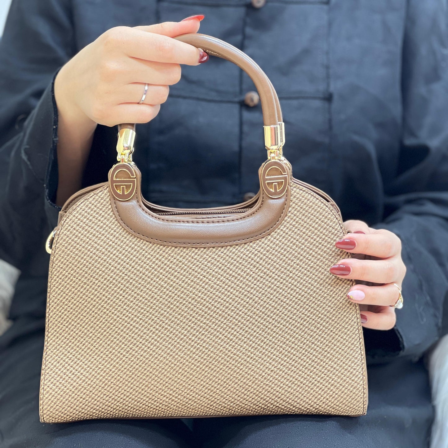 sac à main en cuir tressé