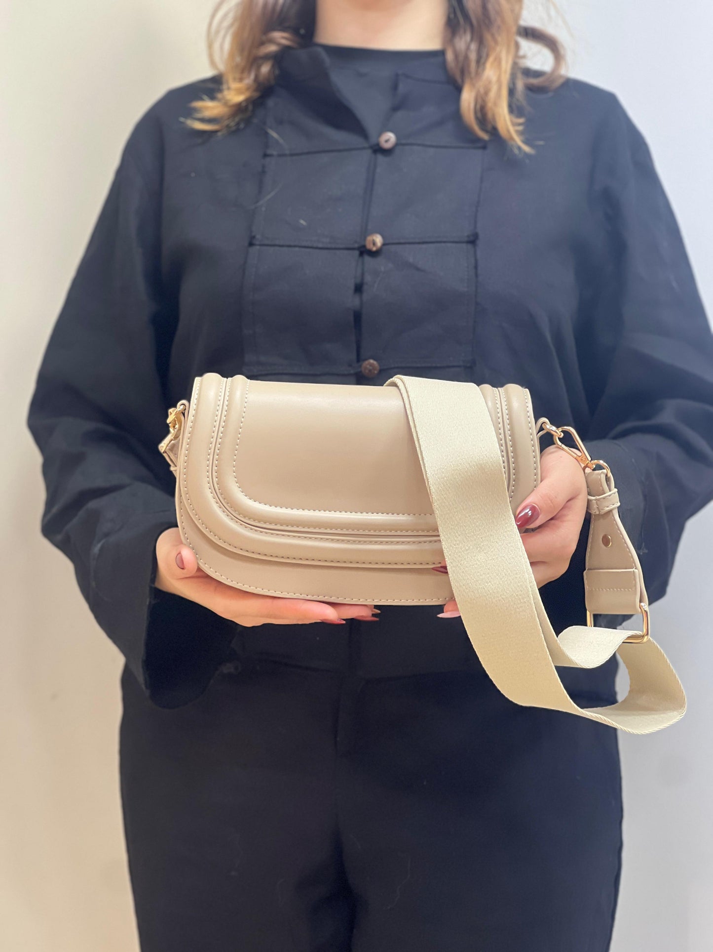 Sac À Bandoulière Tendance À Rabat De Couleur Unie