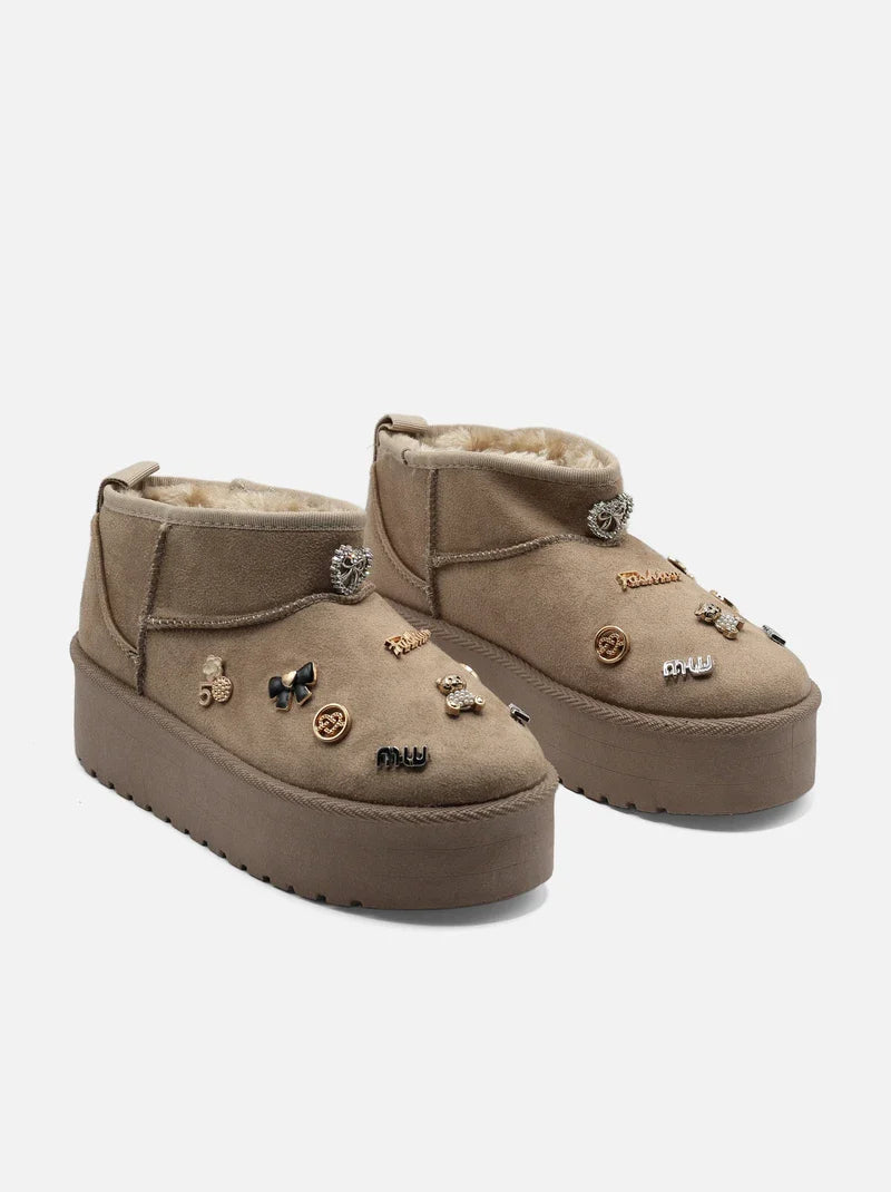 UGG à basse décorées