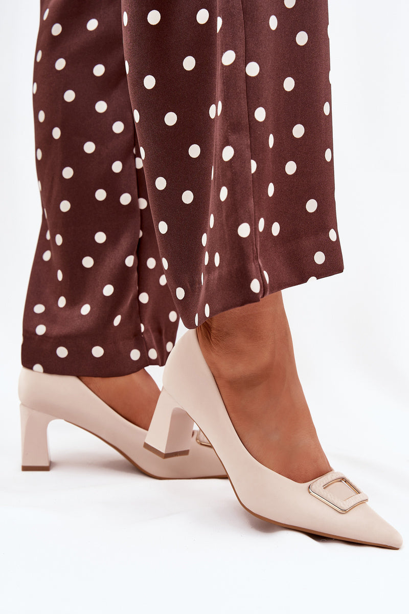 Escarpins avec boucle décorative