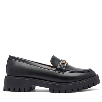 Mocassins femme avec détail doré et semelle crantée épaisse