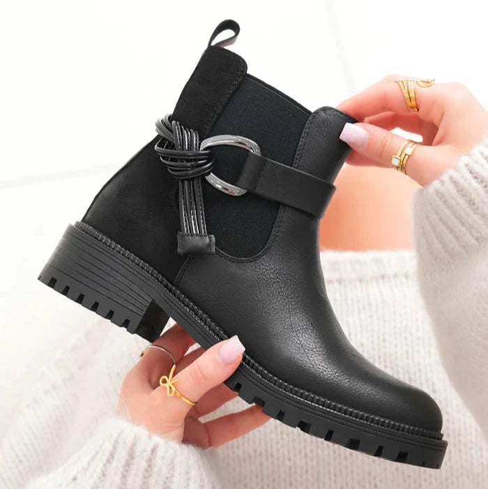 bottines avec sangle nouée