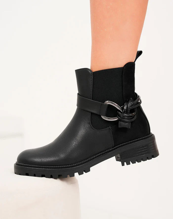 bottines avec sangle nouée