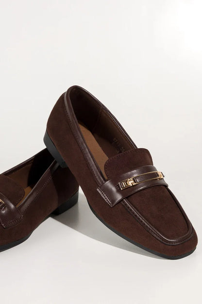 Mocassins en daim avec boucle discrète