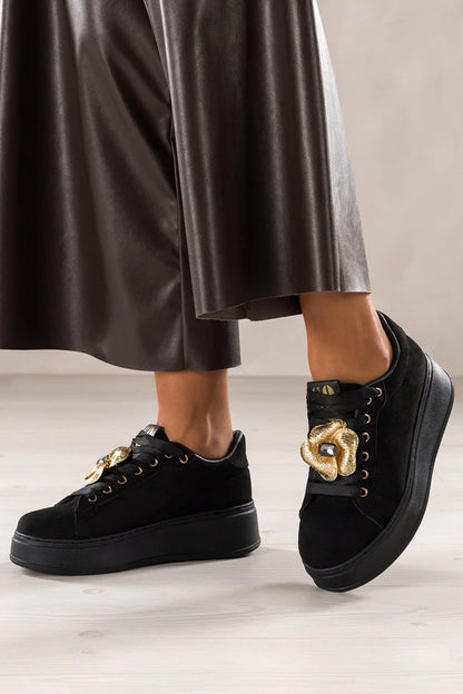 Basket de sport à plateforme et lacets