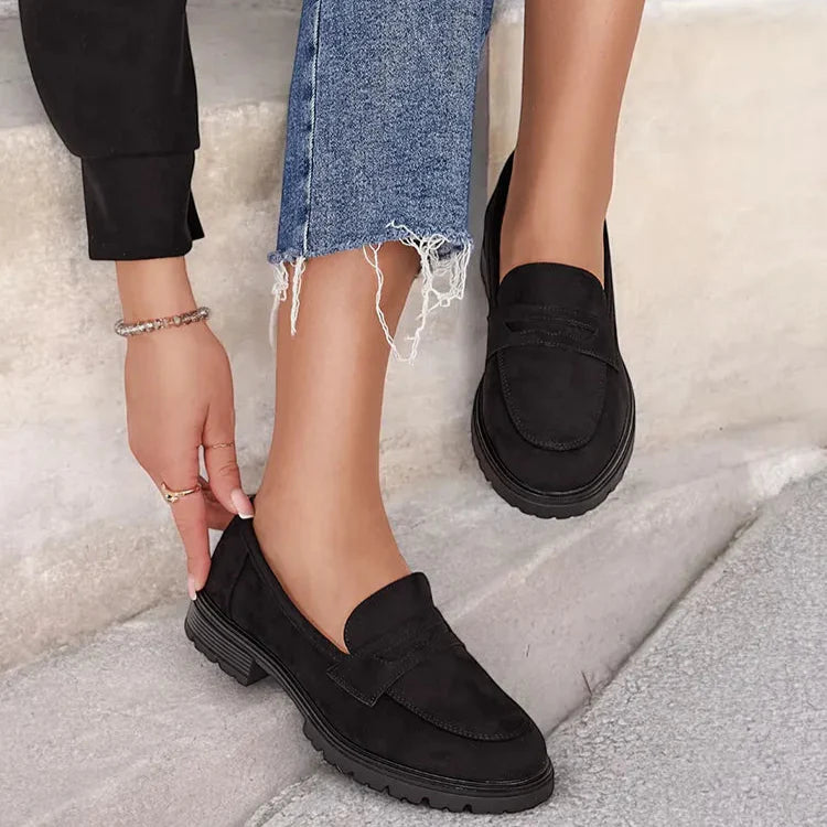 Mocassins plats en simili-daim